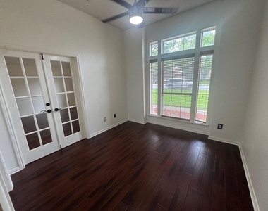 16101 W Dorman Dr - Photo Thumbnail 20