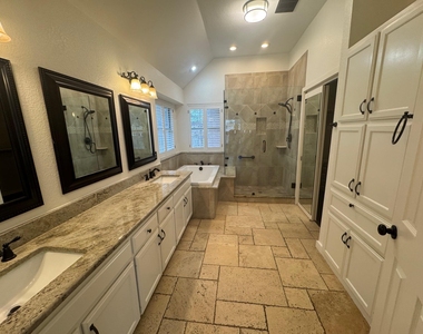 16101 W Dorman Dr - Photo Thumbnail 11