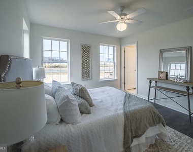 519 Horsey Boulevard - Photo Thumbnail 9