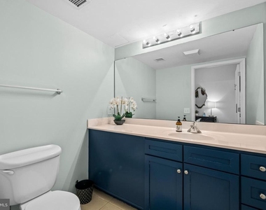 631 D Street Nw - Photo Thumbnail 16