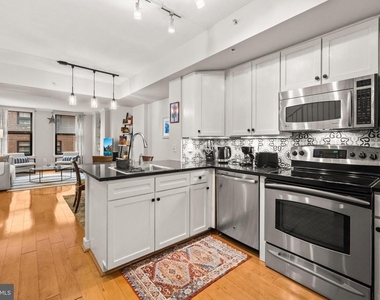 631 D Street Nw - Photo Thumbnail 2