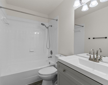 11411 Walnut Ridge Dr - Photo Thumbnail 11
