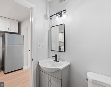 1250 Queen Street Ne - Photo Thumbnail 12