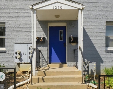 1250 Queen Street Ne - Photo Thumbnail 15