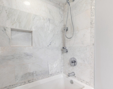 84b Nw Q Street Nw - Photo Thumbnail 14