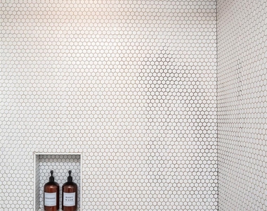 303 Navasota St - Photo Thumbnail 7