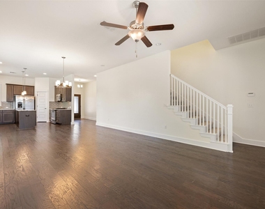 5407 Link Ave - Photo Thumbnail 1