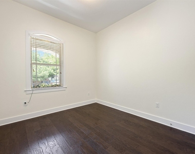 5407 Link Ave - Photo Thumbnail 25