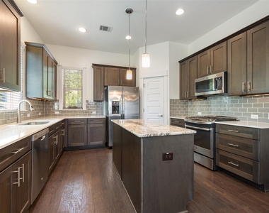 5407 Link Ave - Photo Thumbnail 3