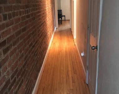 731 13th Street Ne - Photo Thumbnail 3