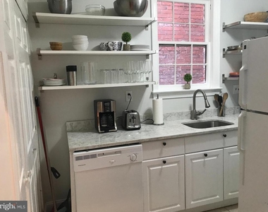 731 13th Street Ne - Photo Thumbnail 4