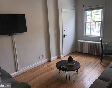731 13th Street Ne - Photo Thumbnail 2