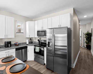 59 Rhode Island Avenue Nw - Photo Thumbnail 10