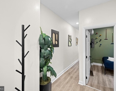 59 Rhode Island Avenue Nw - Photo Thumbnail 4