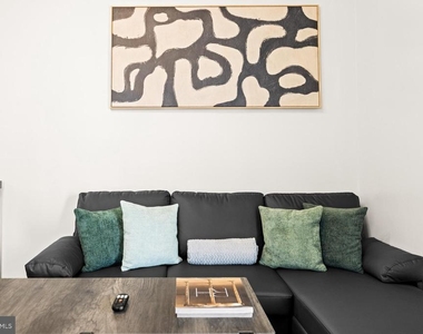 59 Rhode Island Avenue Nw - Photo Thumbnail 14