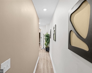 59 Rhode Island Avenue Nw - Photo Thumbnail 5