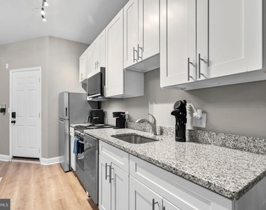 59 Rhode Island Avenue Nw - Photo Thumbnail 10