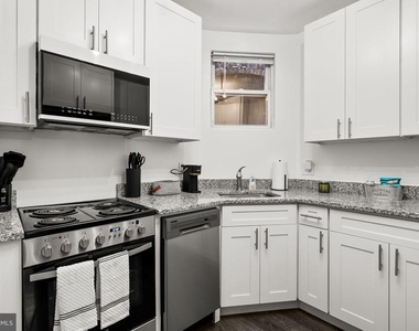 59 Rhode Island Avenue Nw - Photo Thumbnail 15