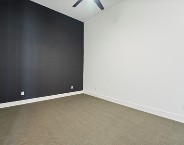 121 Running Bird Rd - Photo Thumbnail 9