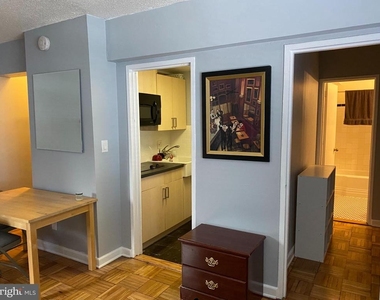 2141 I Street Nw - Photo Thumbnail 3