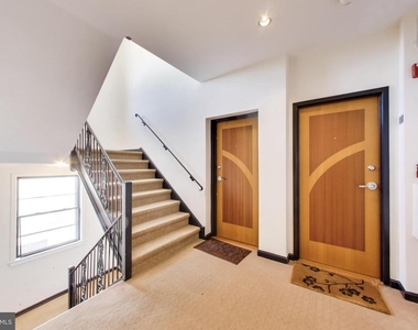 116 N Carolina Avenue Se - Photo Thumbnail 9