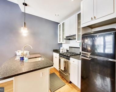 116 N Carolina Avenue Se - Photo Thumbnail 15