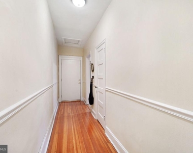 1426 12th Street Nw - Photo Thumbnail 4