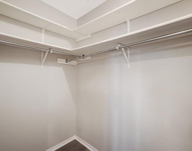 11428 Bristle Oak Trl - Photo Thumbnail 21