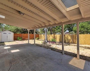 11428 Bristle Oak Trl - Photo Thumbnail 22