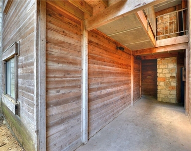 8200 Neely Dr - Photo Thumbnail 2