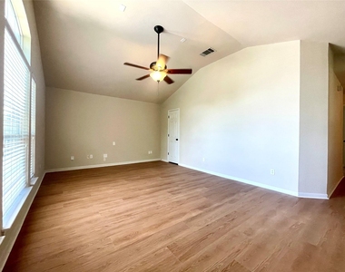 20625 Farm Pond Ln - Photo Thumbnail 18