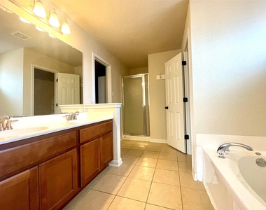 20625 Farm Pond Ln - Photo Thumbnail 22