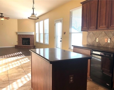 20625 Farm Pond Ln - Photo Thumbnail 12