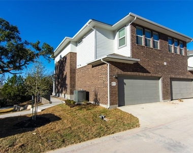 605 W South St - Photo Thumbnail 28