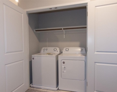 605 W South St - Photo Thumbnail 27