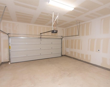 605 W South St - Photo Thumbnail 26