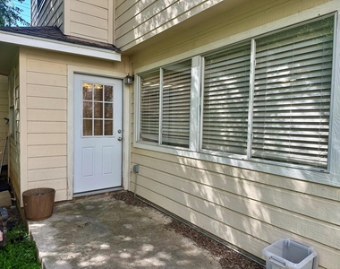 802 Sagewood Trl - Photo Thumbnail 4