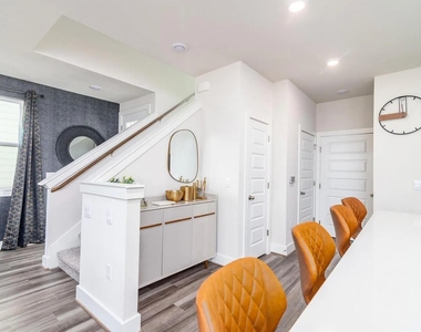 7501 Travertine Spring Dr - Photo Thumbnail 9