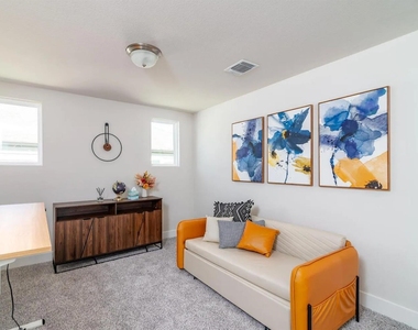 7501 Travertine Spring Dr - Photo Thumbnail 13