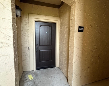 6608 Lantern View Dr - Photo Thumbnail 5