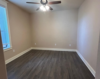 6608 Lantern View Dr - Photo Thumbnail 17