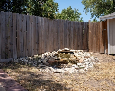 108 Colt Loop - Photo Thumbnail 28