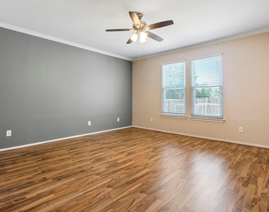 108 Colt Loop - Photo Thumbnail 10