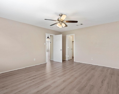 108 Colt Loop - Photo Thumbnail 20