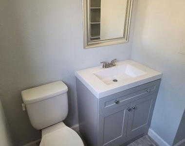 6317 Thurgood Ave - Photo Thumbnail 10