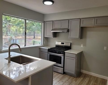 6317 Thurgood Ave - Photo Thumbnail 1