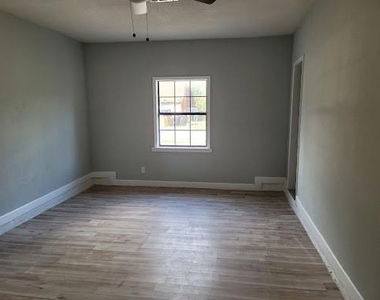 6317 Thurgood Ave - Photo Thumbnail 13