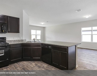 15002 Kent Justin Dr - Photo Thumbnail 5