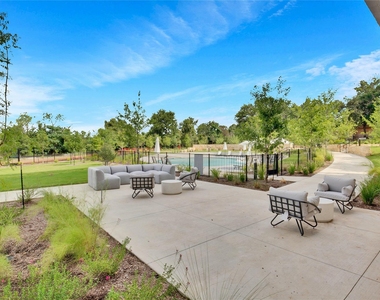 4802 S Congress Ave - Photo Thumbnail 21