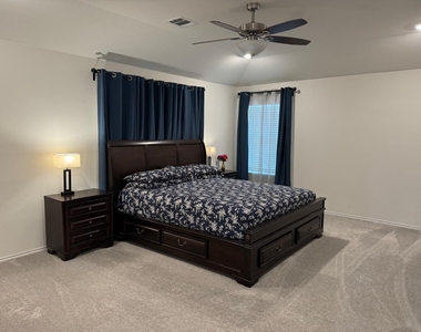 505 Weizenbock Ln - Photo Thumbnail 31